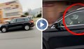 Шофьор преследва дипломат в София, карал с дете в скута си