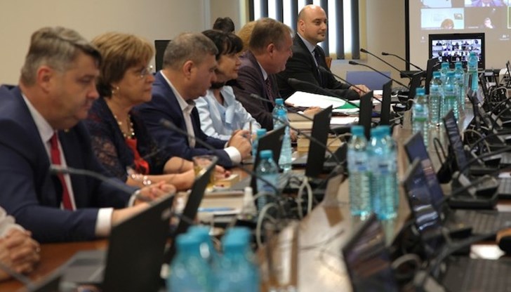 Изборът трябва да се състои на 26 октомври