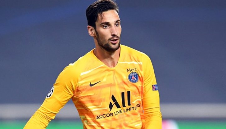 Вратарят на ПСЖ бе в критично състояние, след като бе ритнат от кон Вратарят на ПСЖ бе в критично състояние, след като бе ритнат от кон