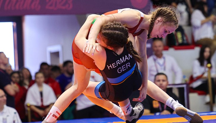 Виктория Бойнова спечели бронз в категория до 57 кг