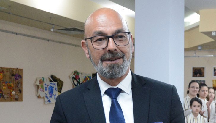 Мотивите му са свързани с отмяната на заповед на предишния областен управител Благомир Коцев Мотивите му са свързани с отмяната на заповед на предишния областен управител Благомир Коцев