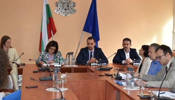 Членството на България в ОИСР е ключов приоритет, посочи новият икономически министър