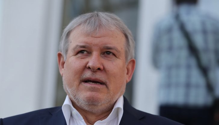 Любопитен съм как Асен Василев ще осигури на държавата 3% бюджетен дефицит, коментира той Любопитен съм как Асен Василев ще осигури на държавата 3% бюджетен дефицит, коментира той