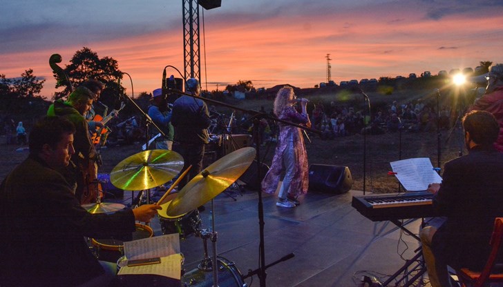 "Джаз под звездите" ще се проведе от 30 юни до 2 юли "Джаз под звездите" ще се проведе от 30 юни до 2 юли