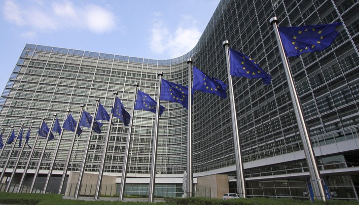 ЕК поиска от 27-те страни членки да добавят 66 милиарда евро към бюджета за периода до 2027 г.