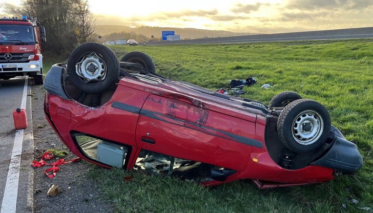 Шофьорът е леко пострадал Шофьорът е леко пострадал