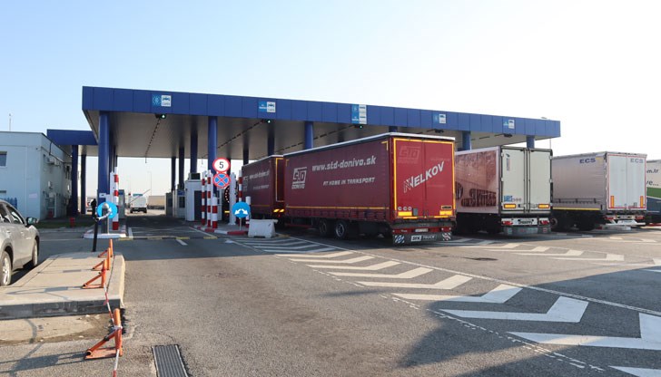 Трима русенски депутати зададоха въпроси на вътрешния министър относно трафика на товарни автомобили