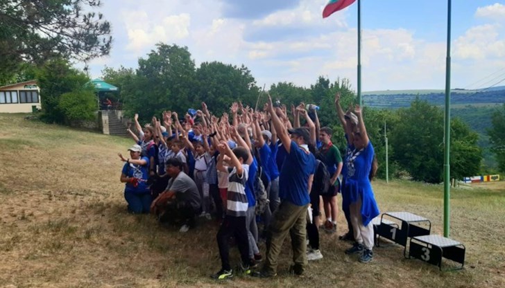 Поканени са всички русенчета с приключенски дух и интерес към природата, планината и усвояването на нови знания и умения