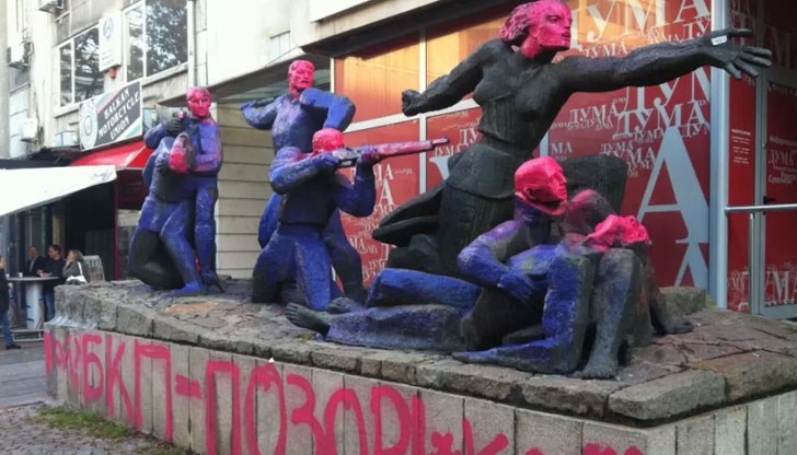 Това решение на ЕСПЧ показва, че свободата на словото е допустима и ненаказуема, подчерта той Това решение на ЕСПЧ показва, че свободата на словото е допустима и ненаказуема, подчерта той