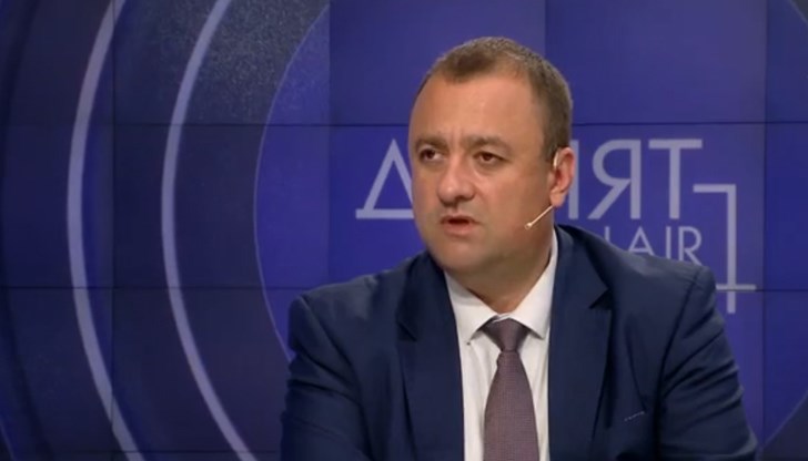 ПП-ДБ се унижават да пазят лидера на ГЕРБ