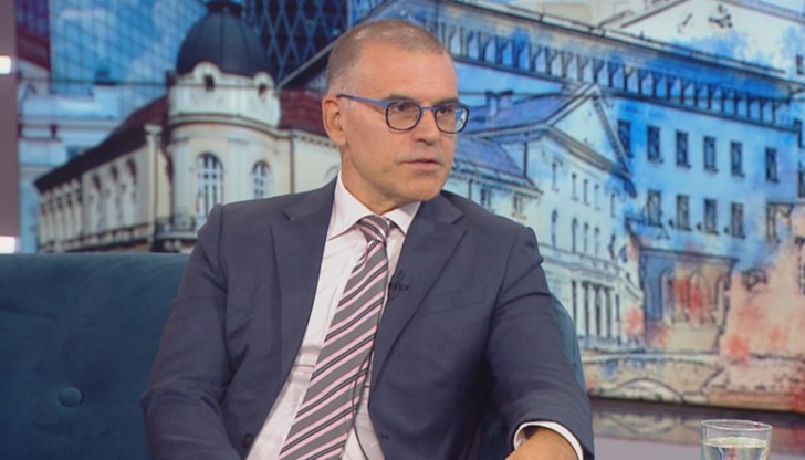 Според него Асен Василев е по-подходящ за социален министър, отколкото за финансов