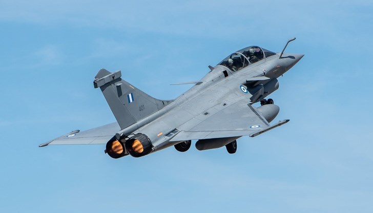 МО: Възможно е гръцки изтребители да се включат в охраната на въздушното пространство на България