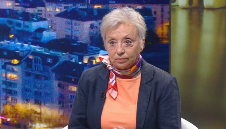 Борисов иска да се освободи от зависимостта си от групата Пеевски - Гешев, смята бившият пиар на ПП Борисов иска да се освободи от зависимостта си от групата Пеевски - Гешев, смята бившият пиар на ПП