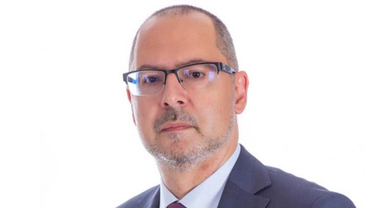 Депутатът от ГЕРБ беше категоричен, че Борисов няма да си даде имунитета доброволно преди произнасянето на комисията по имунитетите