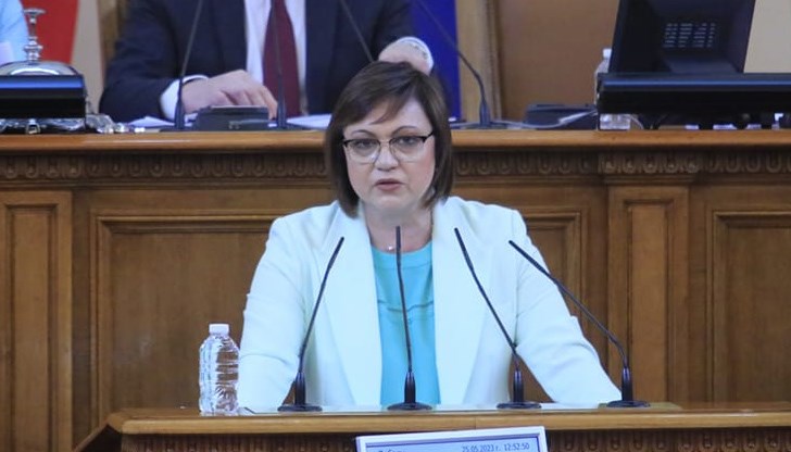 Наричаха се джендъри срещу фашисти, каза Нинова по повод напрежението в парламента Наричаха се джендъри срещу фашисти, каза Нинова по повод напрежението в парламента