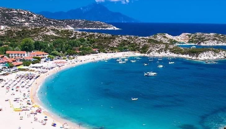 Плащаме 80 000 евро за къща на плажа в съседна Гърция, в столицата ни имотите с две стаи минаха 100 000 евро
