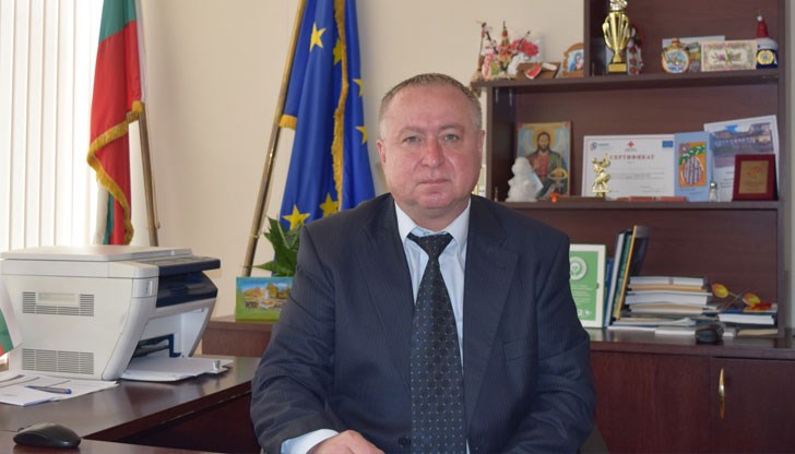 Валери Димитров заяви, че причините да подаде оставка са лични