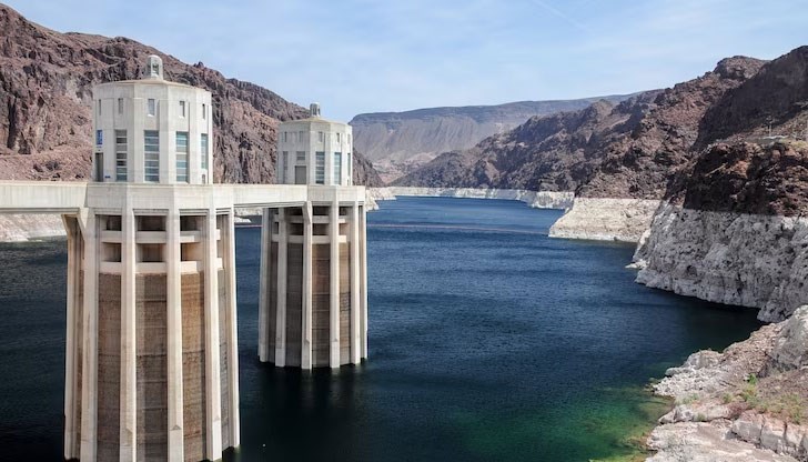 Строежите на нови язовири няма да са достатъчни за решаване на проблема с нарастващите водни запаси Строежите на нови язовири няма да са достатъчни за решаване на проблема с нарастващите водни запаси