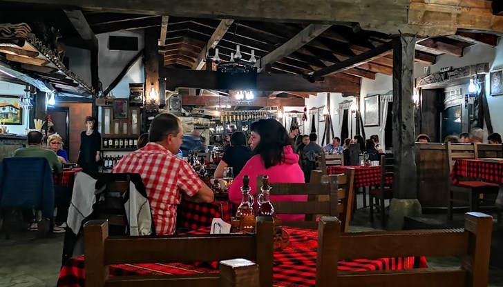 За да могат да работят децата между 16 и 18 години, не се изисква разрешение от родителите За да могат да работят децата между 16 и 18 години, не се изисква разрешение от родителите