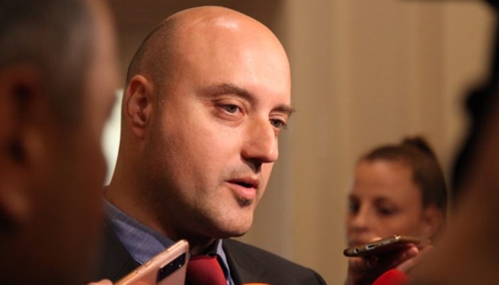 Очаквах, че ще има известно време преди този избор да бъде оповестен и извършен, коментира правосъдният министър Очаквах, че ще има известно време преди този избор да бъде оповестен и извършен, коментира правосъдният министър