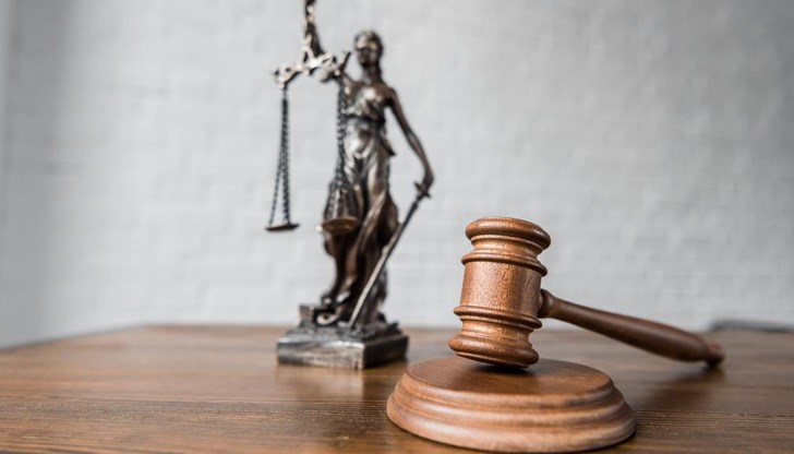 Общинският съветник се е признал за виновен и така е е избегнал по-тежко наказание Общинският съветник се е признал за виновен и така е е избегнал по-тежко наказание