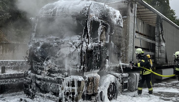 През изтеклите две денонощия екипите на пожарната са имали 12 излизания През изтеклите две денонощия екипите на пожарната са имали 12 излизания
