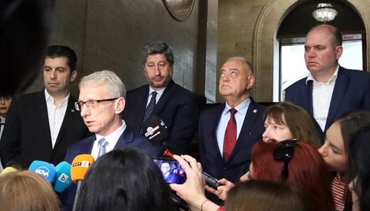 Промените се налагат заради избора на академик Денков за премиер Промените се налагат заради избора на академик Денков за премиер