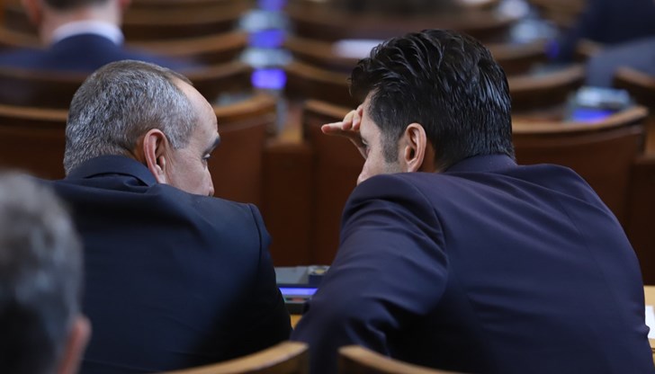 Така мегаструктурата приключва съществуването си, още преди реално да е заработила Така мегаструктурата приключва съществуването си, още преди реално да е заработила