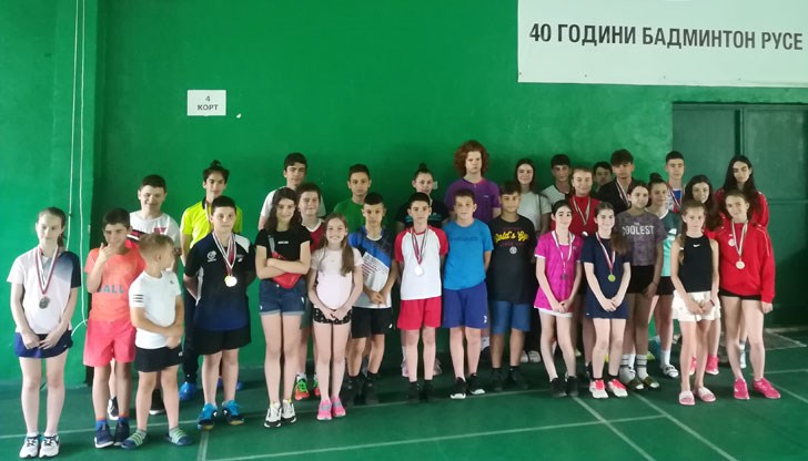 Общо 65 състезатели от различни клубове от страната и съседна Румъния взеха участие в 25-ото издание на турнира