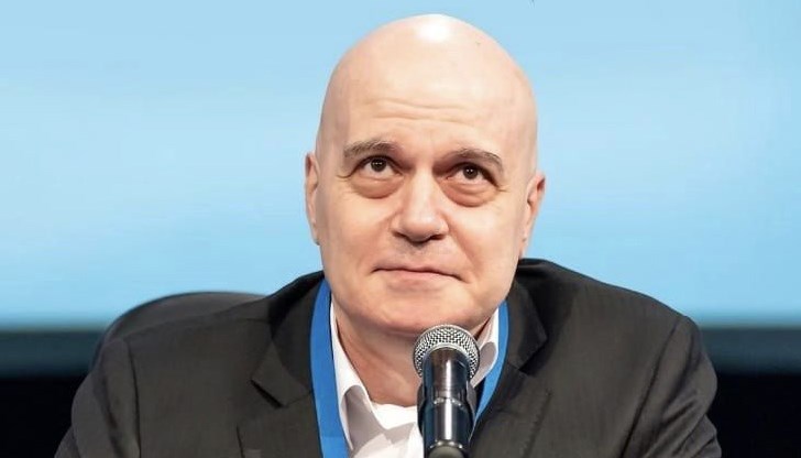 Има нещо много по-страшно от това да си зъл - това да си глупав, написа лидерът на ИТН