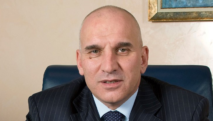 Разумното управление не включва само 3% дефицит, а балансиран бюджет, коментира банкерът Разумното управление не включва само 3% дефицит, а балансиран бюджет, коментира банкерът