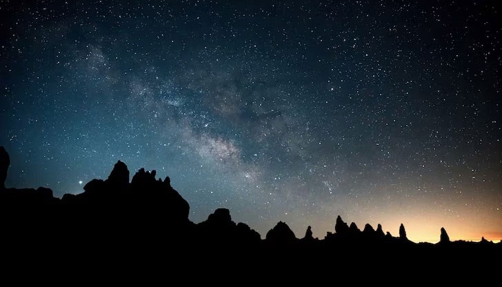 Изследователите забелязват изключително мощна енергийна експлозия от древна галактика, предизвикана от вид унищожаване на звезди