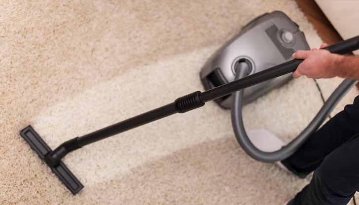 Умна перяща прахосмукачка с бонус четка тупалка се предлага за над 7000 лева / снимката е илюстративна /