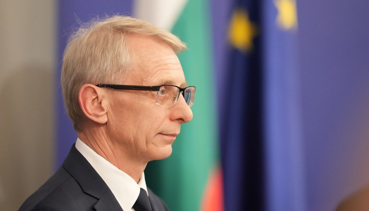 Деян Дечев: Дефицит от 3% ще замрази доходите на хората Деян Дечев: Дефицит от 3% ще замрази доходите на хората