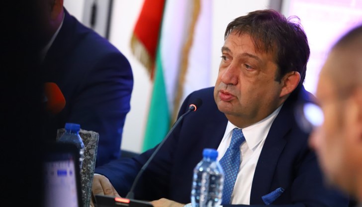 Иван Шишков ще отговоря на 39 въпроса