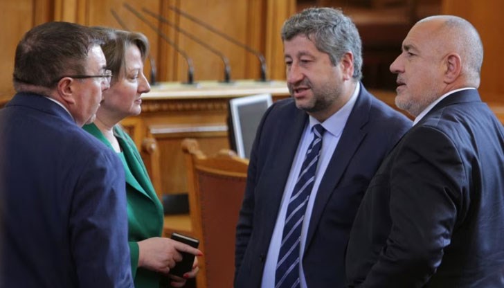 Герберите настояват официално да влязат в коалиция с десните, а те искат да се върнат към първоначалните си договорки Герберите настояват официално да влязат в коалиция с десните, а те искат да се върнат към първоначалните си договорки