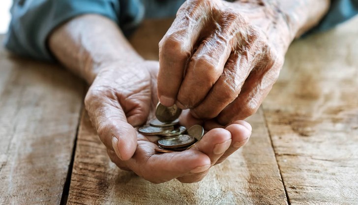 1762 лева са необходими на всеки от нас за нормален живот, каза експертът Райна Миткова