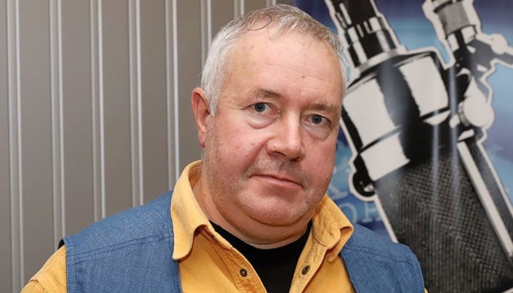 Той владее емоциите си и знае кога да се ядоса и кога да не се ядоса, каза Александров