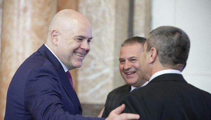 Кой е Иван Гешев?