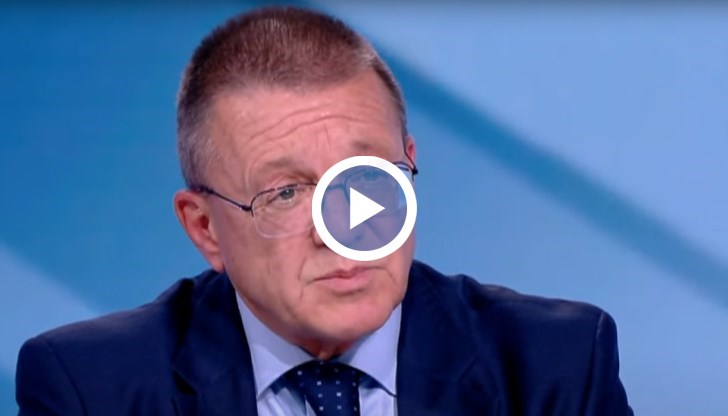 Гешев вече поставя в лагера на противниците и Делян Пеевски, коментира експерът