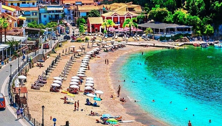 Право на безплатна почивка получават пенсионерите, съпрузите им, както и децата Право на безплатна почивка получават пенсионерите, съпрузите им, както и децата