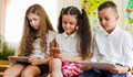 Нидерландия забранява употребата на мобилни устройства в клас
