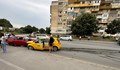 Такси и лека кола се удариха челно в Русе