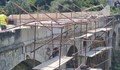 Започна реставрацията на автентичната част на моста на Кольо Фичето в Бяла