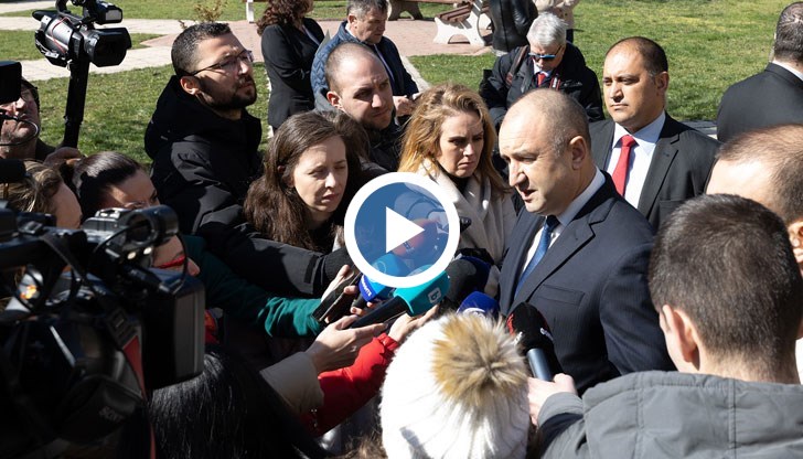 Според държавния глава правителството трябва да се фокусира върху решаването проблемите на хората