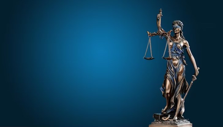 Измамниците бяха заловени преди година Измамниците бяха заловени преди година