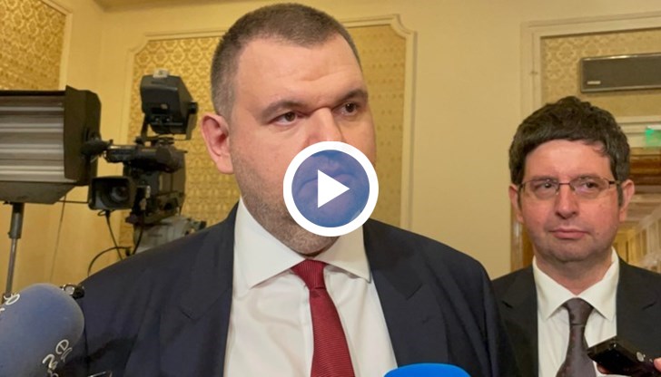 Не може една частна компания да притежава врата в държавната граница