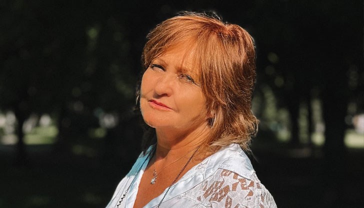 Половин час преди да излезете от вкъщи хидратирайте тялото с поне половин литър вода, съветва специалистът по хранене и диететика