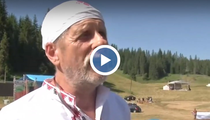 Тази вечер е официалната церемония по откриването на 11-метровият пилон с българското знаме на Роженските поляни