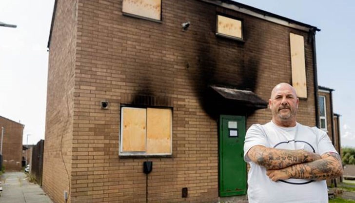 Експлозията за малко да срути къщата им във Великобритания